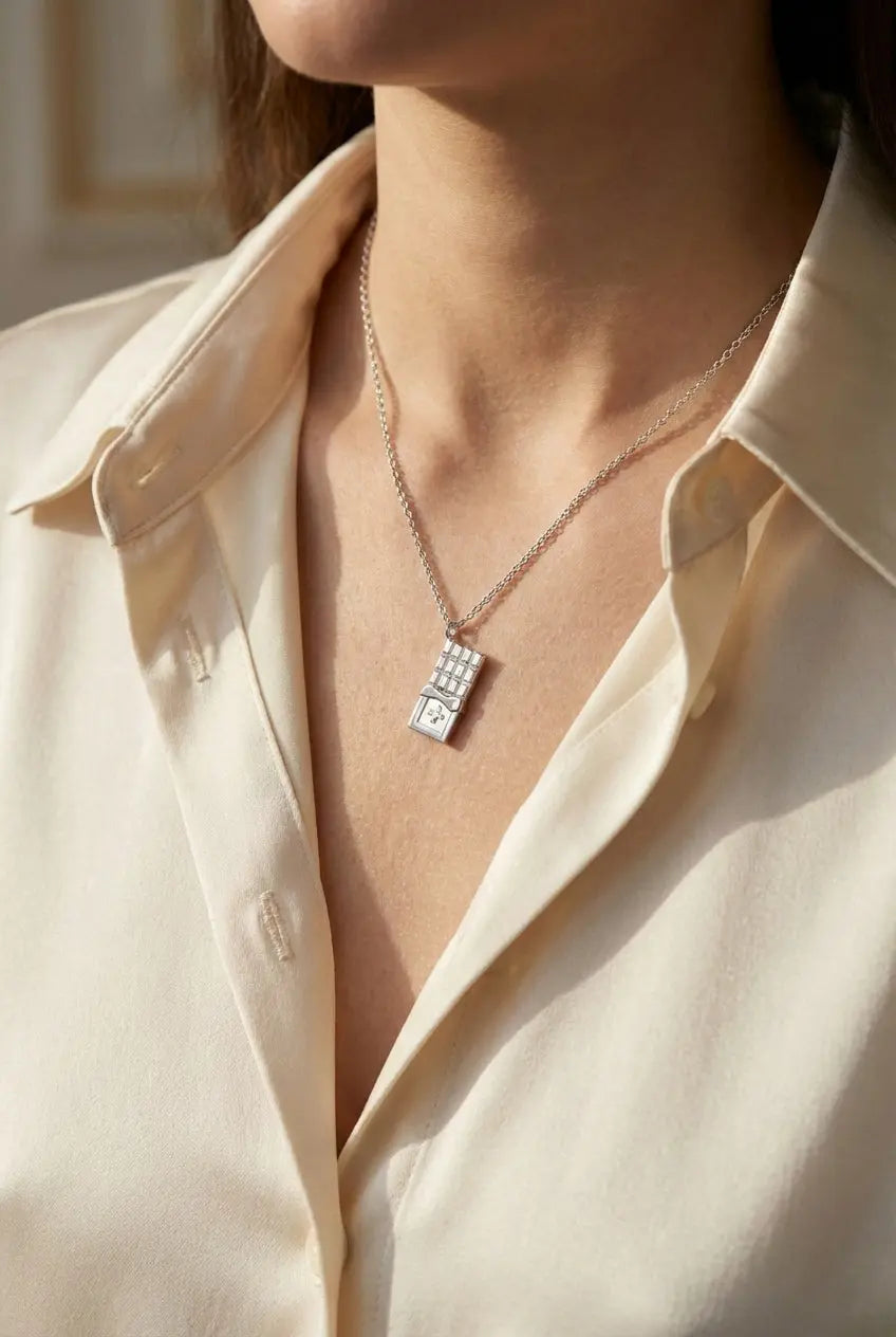 Collier The Chocolate Swiss Accent