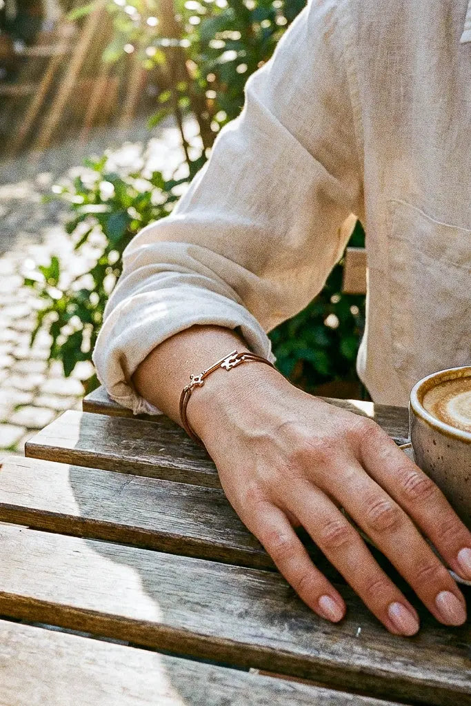 Bracelet Cordon Geneva Key Swiss Accent