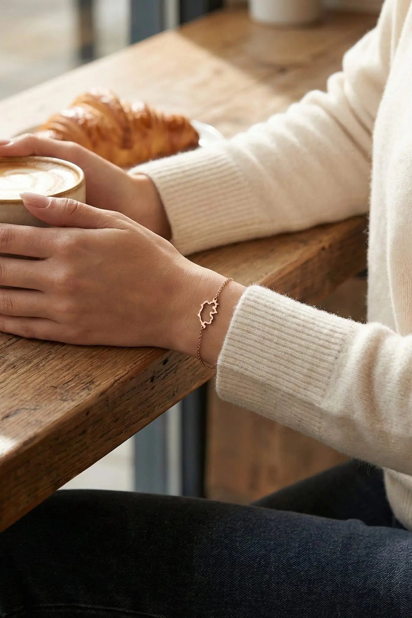 THE MAP - Bracelet Chaîne Carte de la Suisse Swiss Accent